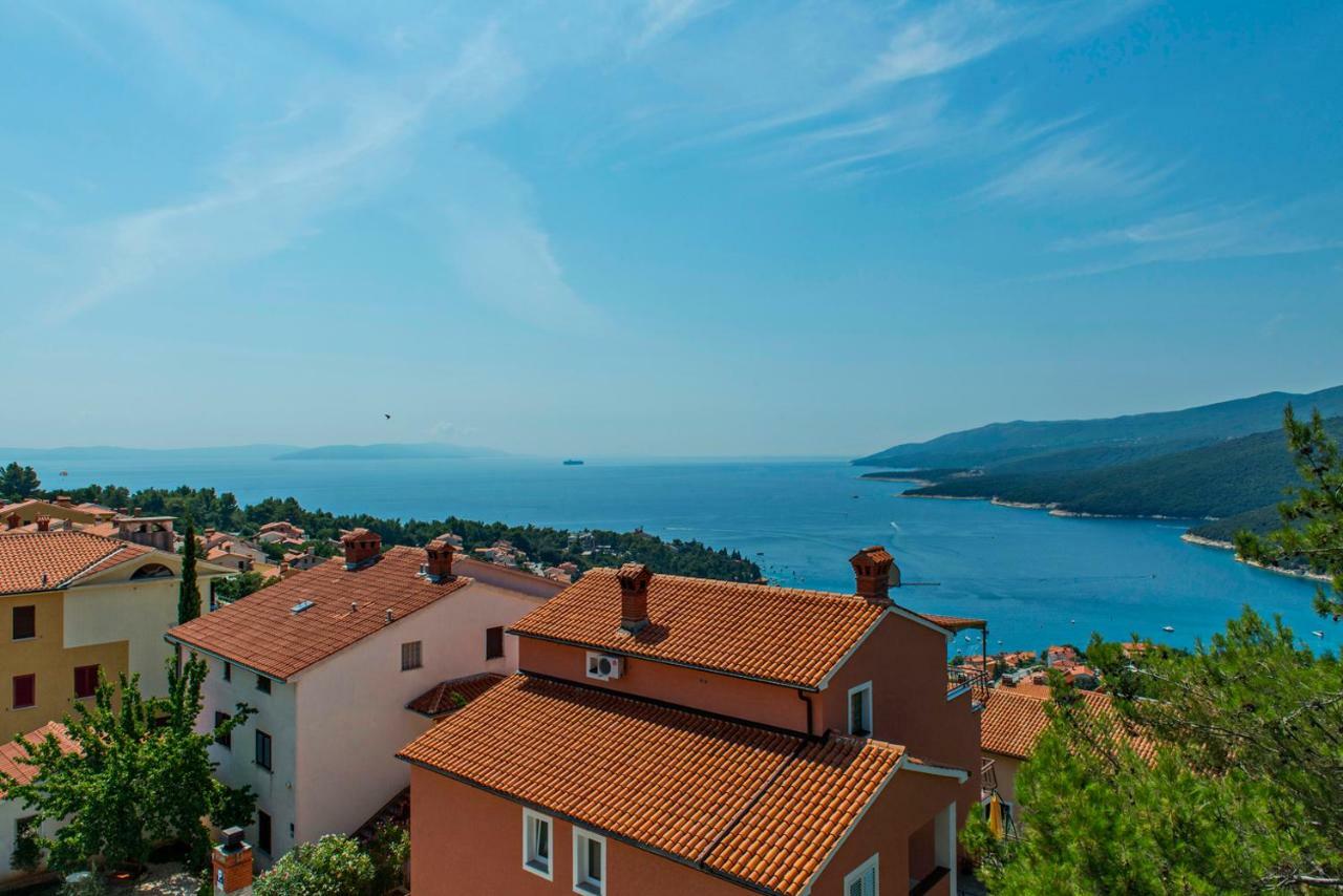 Lily Apartment Rabac Bagian luar foto